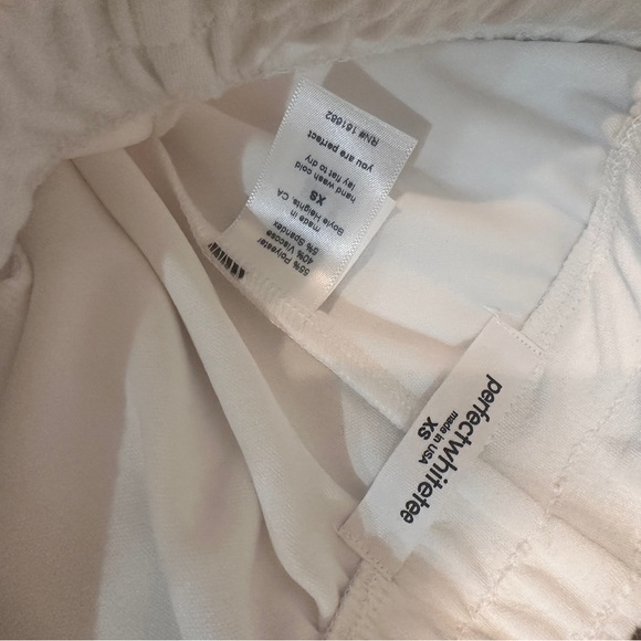 PerfectWhiteTee Sweatpant - Picture 7 of 7